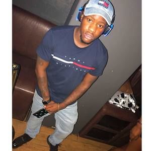 Meet your Posher, Dontae